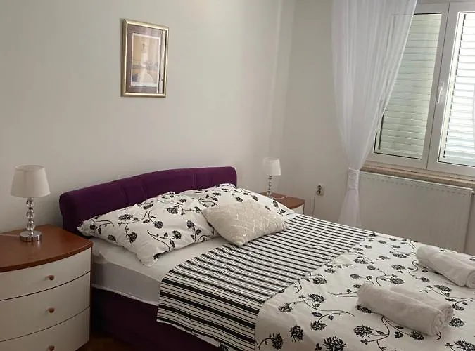 Tina Apartmán