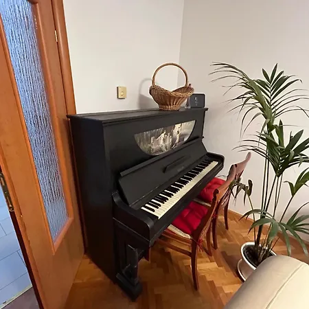 Tina Apartment *